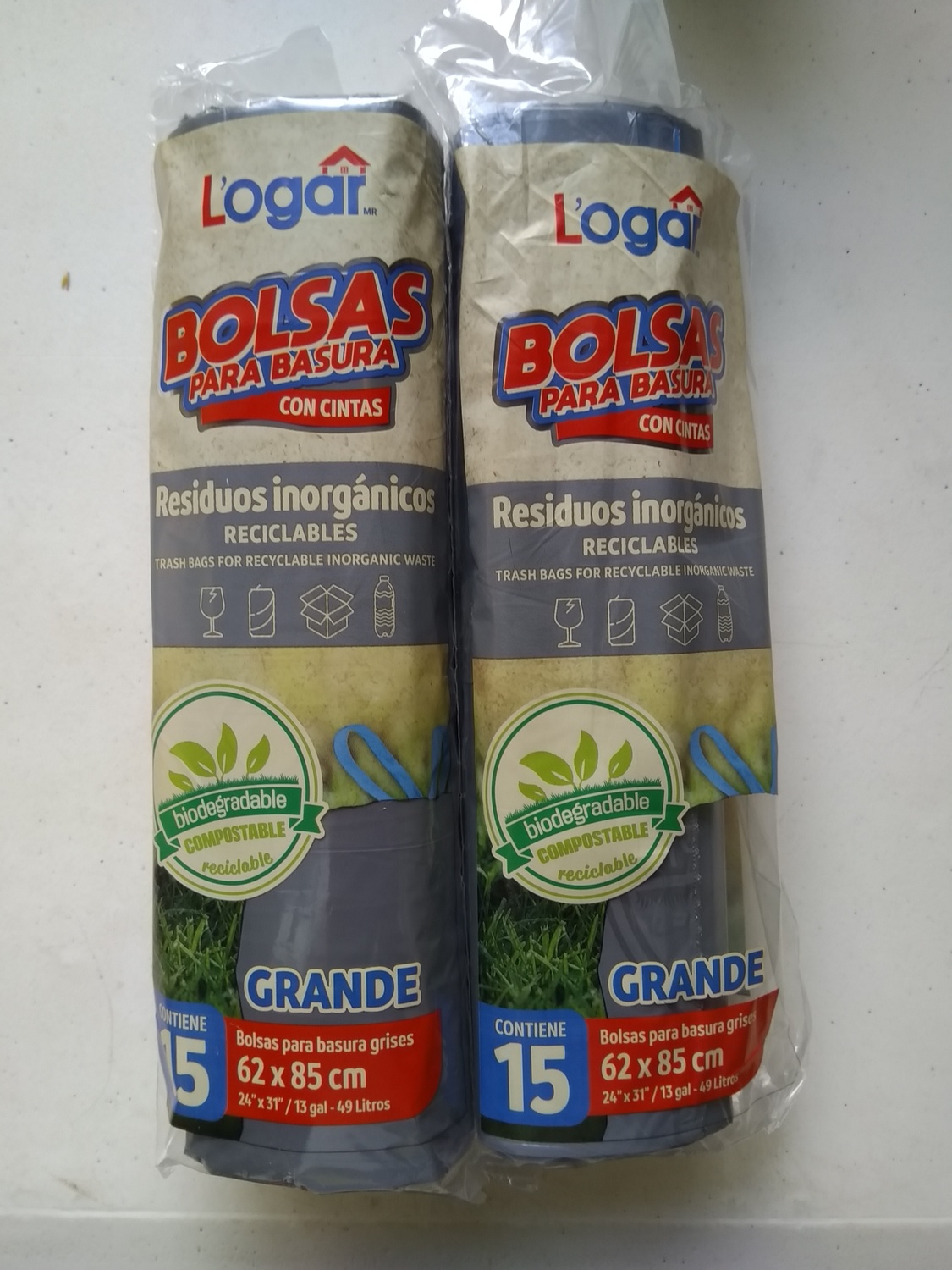 ROLLO PARA BASURA GRIS 62 X 85 cm.